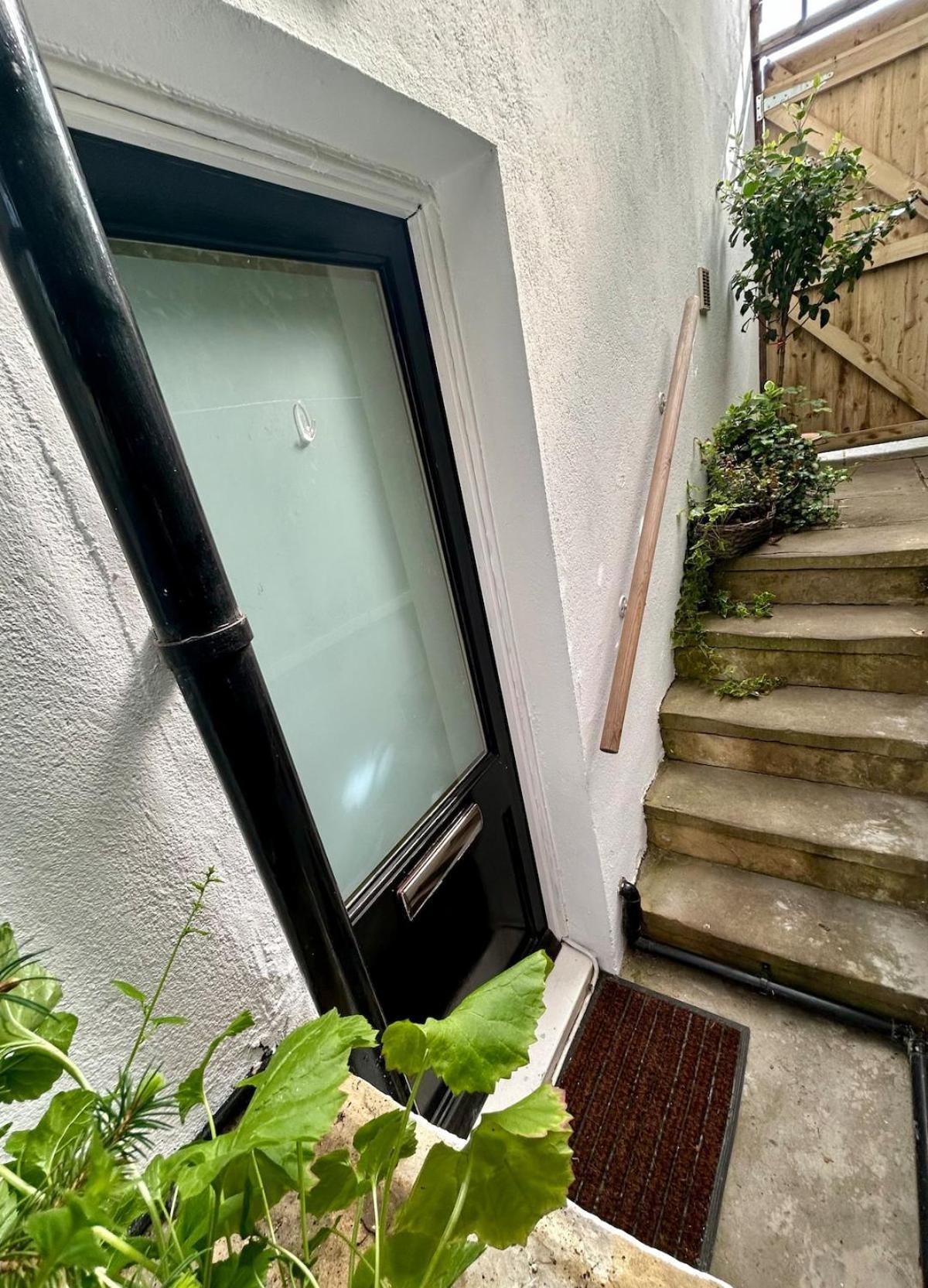 Spacious Comfortable Flat With Free Parking In East Finchley, Muswell Hill & Close To Alexandra Palace London Exterior photo