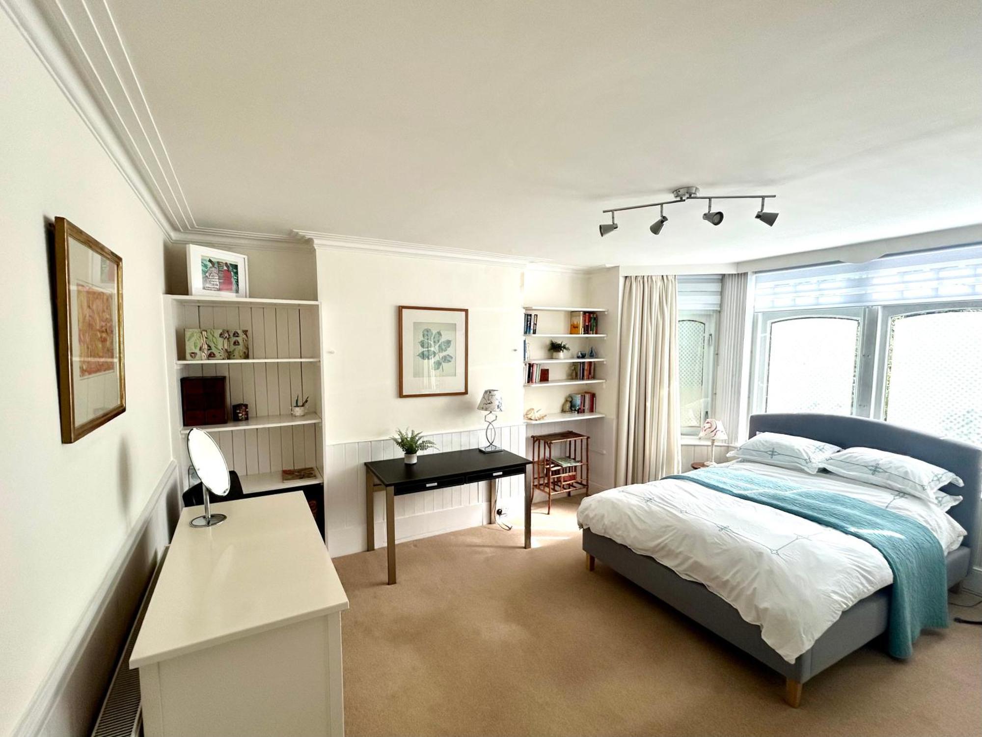 Spacious Comfortable Flat With Free Parking In East Finchley, Muswell Hill & Close To Alexandra Palace London Exterior photo