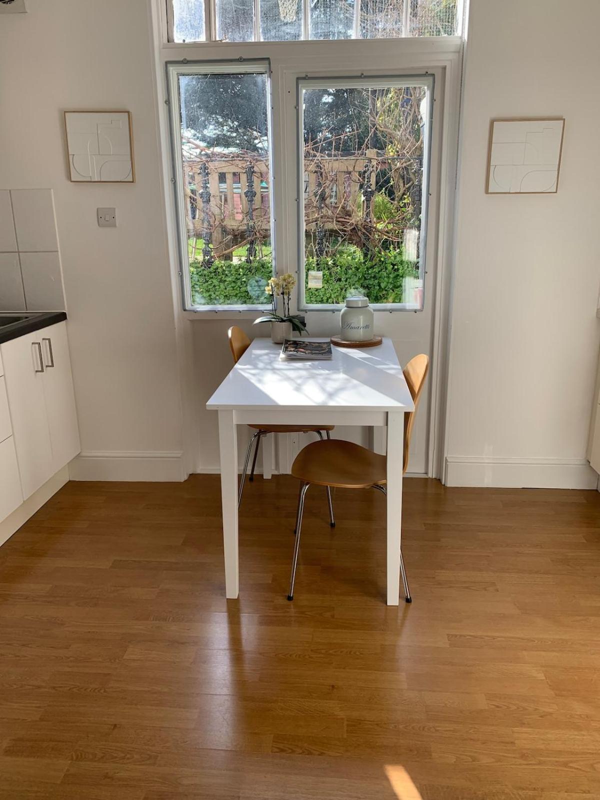 Spacious Comfortable Flat With Free Parking In East Finchley, Muswell Hill & Close To Alexandra Palace London Exterior photo